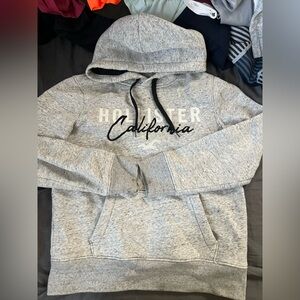 Men’s Hollister Pullover Sweatshirt
